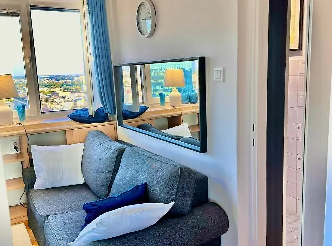 Blue 4 Metro Wifi 1 Gbs Tv'70 Netflix Hbo Skyshow Apartment *