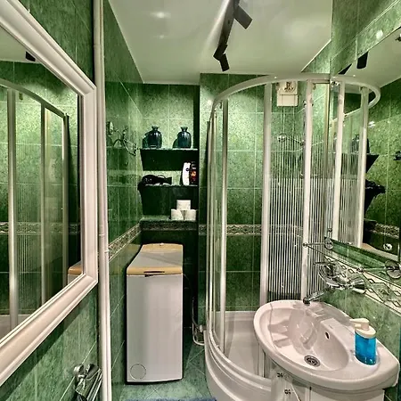 Blue 4 Metro Wifi 1 Gbs Tv'70 Netflix Hbo Skyshow * Varşova