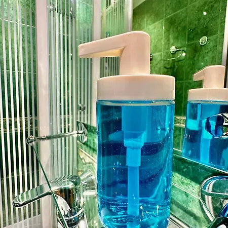 Blue 4 Metro Wifi 1 Gbs Tv'70 Netflix Hbo Skyshow Varsovie