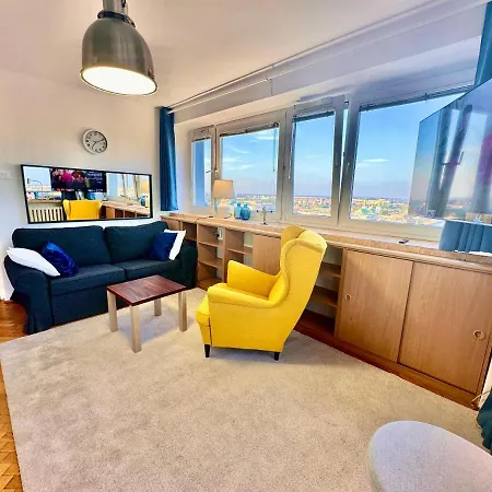 Blue 4 Metro Wifi 1 Gbs Tv'70 Netflix Hbo Skyshow * Varşova