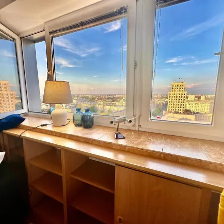 Blue 4 Metro Wifi 1 Gbs Tv'70 Netflix Hbo Skyshow * Varşova