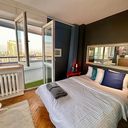 Blue 4 Metro Wifi 1 Gbs Tv'70 Netflix Hbo Skyshow Varşova