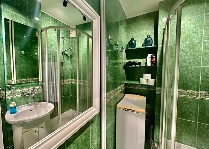 Blue 4 Metro Wifi 1 Gbs Tv'70 Netflix Hbo Skyshow Apartment