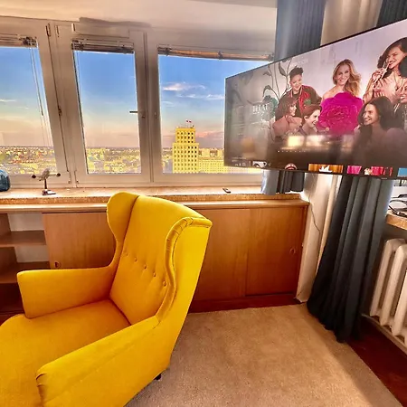 Διαμέρισμα Blue 4 Metro Wifi 1 Gbs Tv'70 Netflix Hbo Skyshow